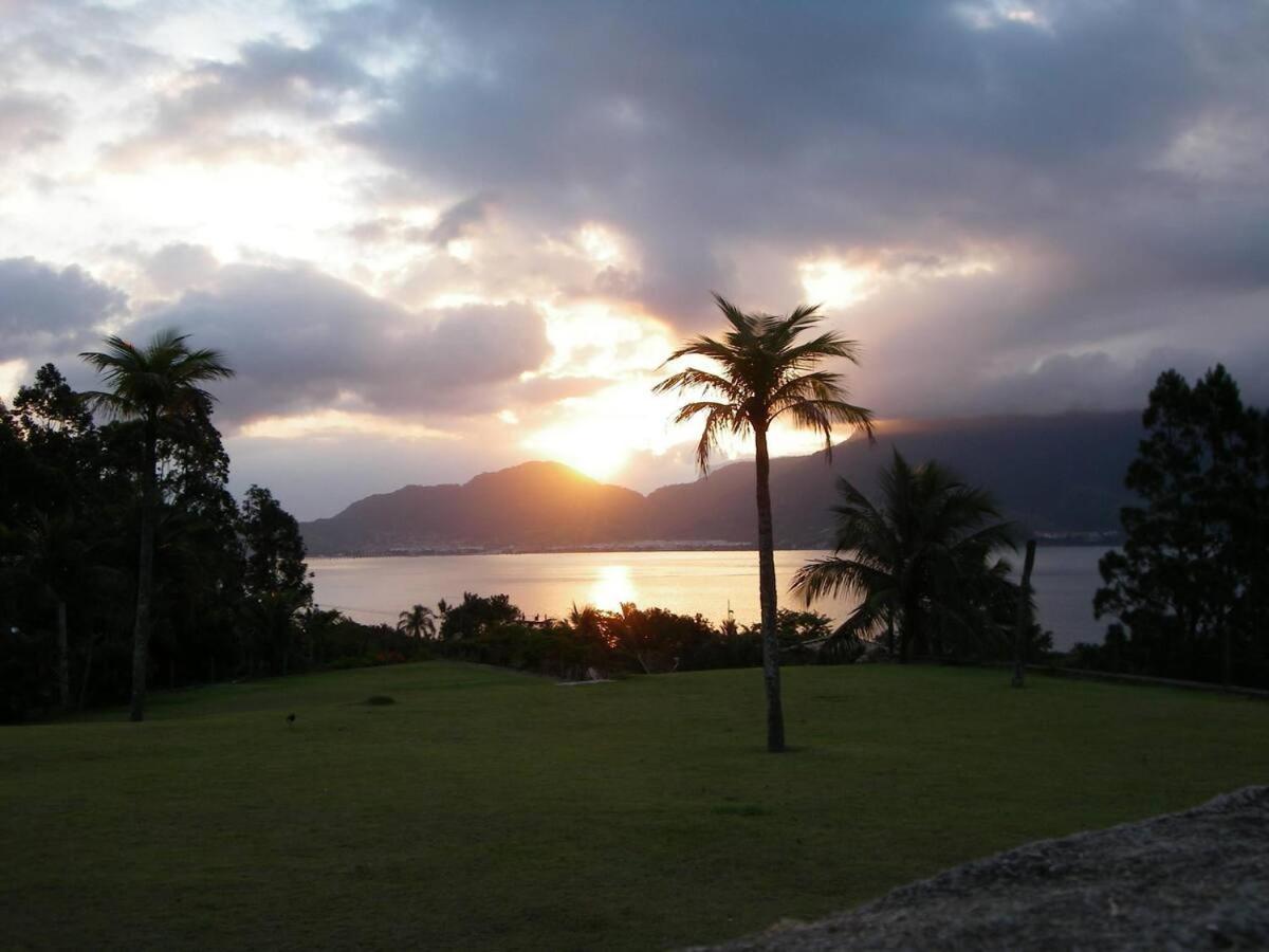 Casa Yacht Club Villa Ilhabela Exterior photo